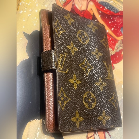 (R:$505) LOUIS VUITTON Small Ring Agenda Cover - Picture 15 of 15